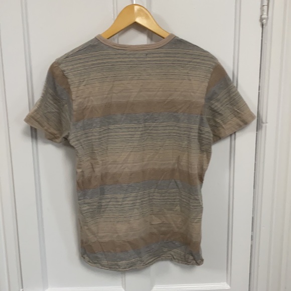 Wings and Horns short sleeve Henley - Picture 4 of 4